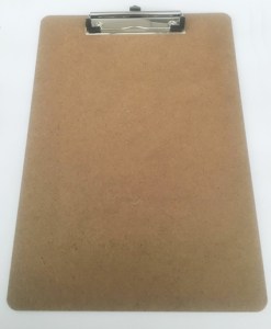 carpeta-pinza-madera-a4